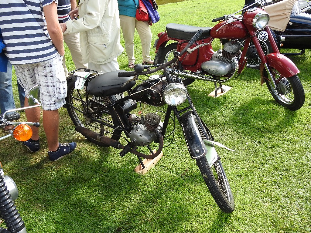 ../Images/Oldtimerdag Sassenheim 2016 024.jpg